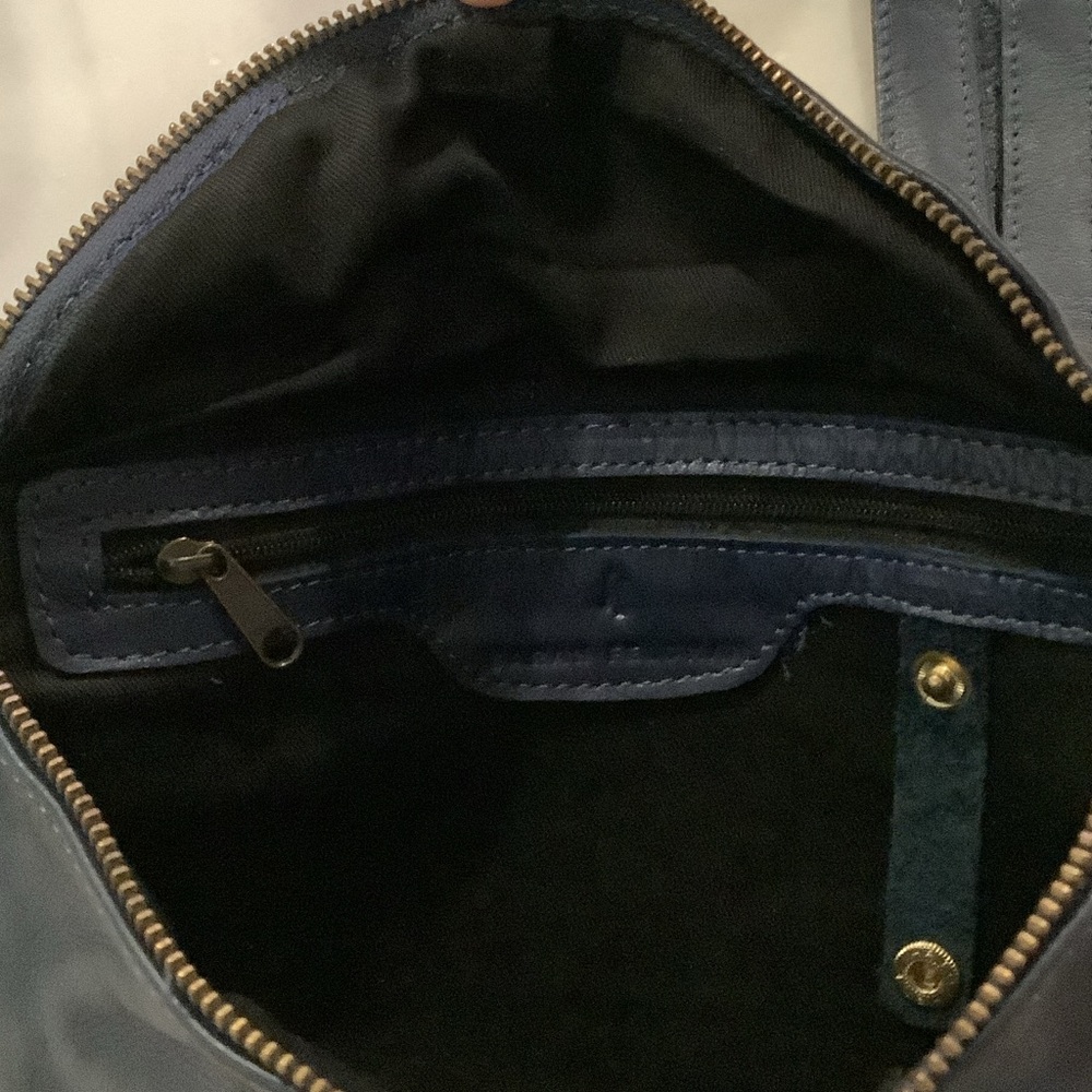 Sarah Feldman Navy Blue Crossbody Bag, Brand New - Picture 3 of 3